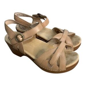 Dansko Tan Leather Wedge Sandals Size 38 Adjustable Strap Comfort Shoes
